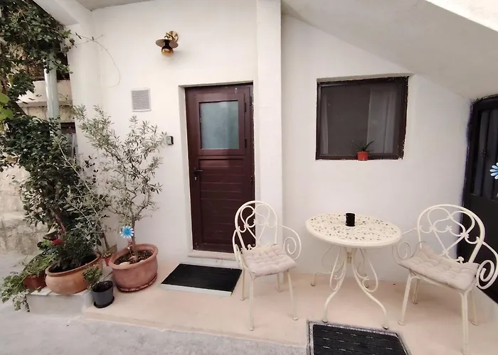 Pensionat Veli Varos